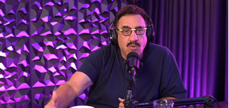 Ratinho faz comentários transfóbicos contra Erika Hilton em podcast. 